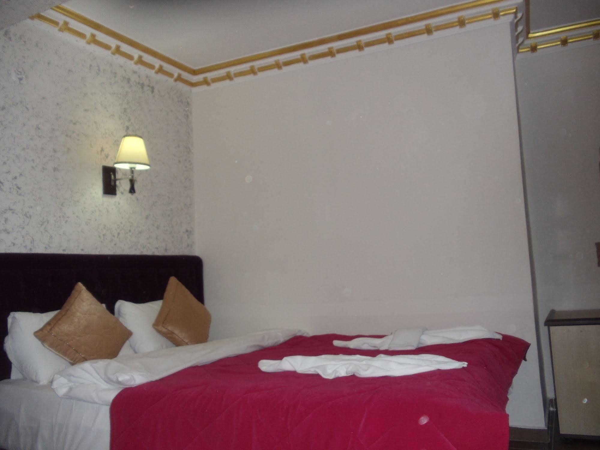 Ares Hotel Istanbul Luaran gambar